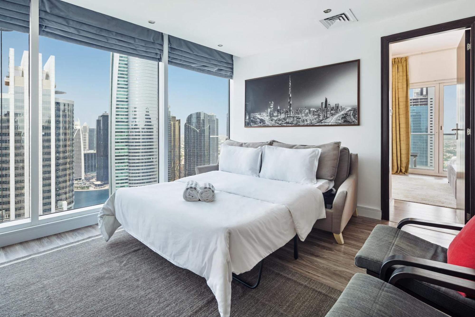 Modern & Spacious 2-Bed Condo With Panoramic Lake Views, Dual Balconies, Steps From Dubai Jlt Metro By "La Buena Vida Holiday Homes" Exterior foto